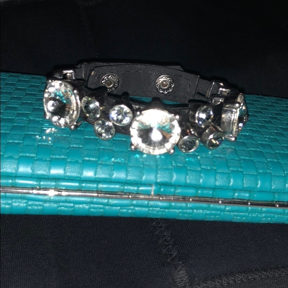 Guang Tong Leather Bracelet